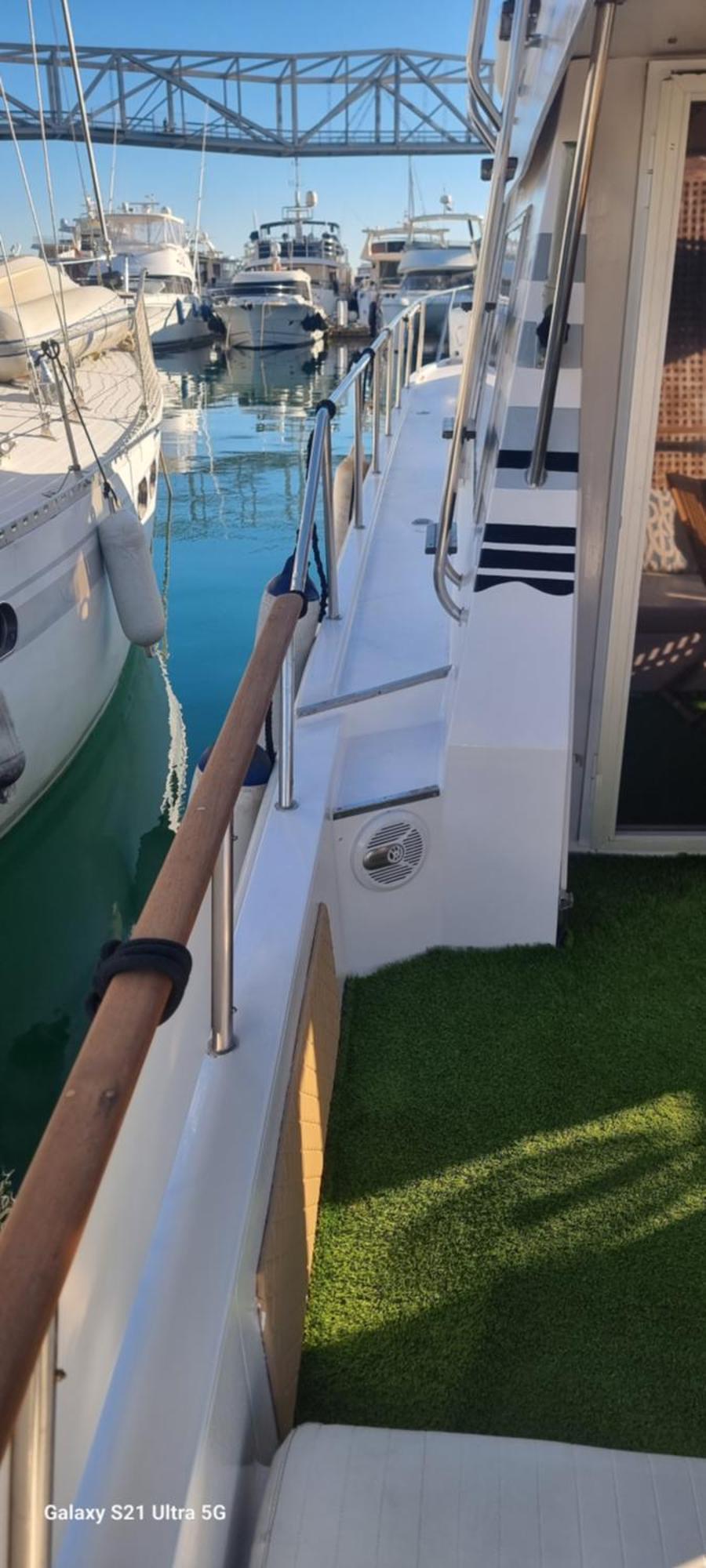 Hotel Beautiful And Comfy Boat In Barcelona With Boat Tour Option Exterior foto